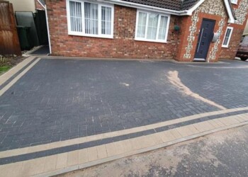Block Paving Contractors Irlam Block Paving Restoration In Irlam Block Paving Installations In Irlam Driveways Experts In Irlam Paved Driveways contractors in Irlam Paving contractors in Irlam Driveway paving company in Irlam Driveways contractors In Irlam