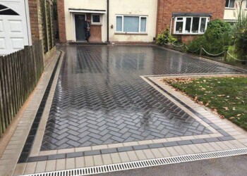Block Paving Contractors Irlam Block Paving Restoration In Irlam Block Paving Installations In Irlam Driveways Experts In Irlam Paved Driveways contractors in Irlam Paving contractors in Irlam Driveway paving company in Irlam Driveways contractors In Irlam