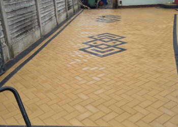 Block Paving Contractors Irlam Block Paving Restoration In Irlam Block Paving Installations In Irlam Driveways Experts In Irlam Paved Driveways contractors in Irlam Paving contractors in Irlam Driveway paving company in Irlam Driveways contractors In Irlam