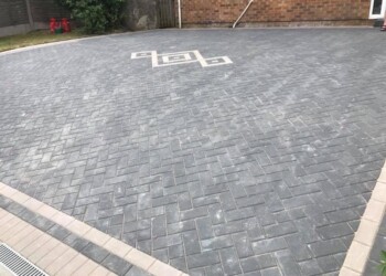 Block Paving Contractors Irlam Block Paving Restoration In Irlam Block Paving Installations In Irlam Driveways Experts In Irlam Paved Driveways contractors in Irlam Paving contractors in Irlam Driveway paving company in Irlam Driveways contractors In Irlam