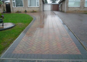 Block Paving Contractors Irlam Block Paving Restoration In Irlam Block Paving Installations In Irlam Driveways Experts In Irlam Paved Driveways contractors in Irlam Paving contractors in Irlam Driveway paving company in Irlam Driveways contractors In Irlam